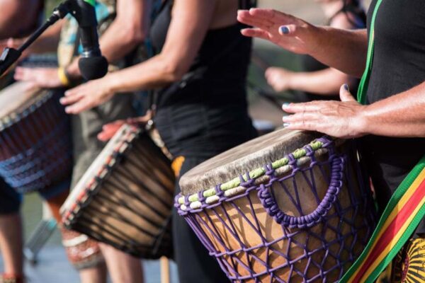 リズム感がない　英語　have no rhythm 意味