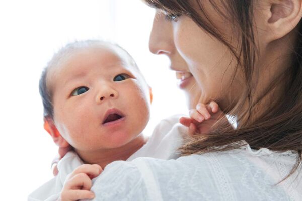 子供を寝かしつける　英語 put him to bed 意味