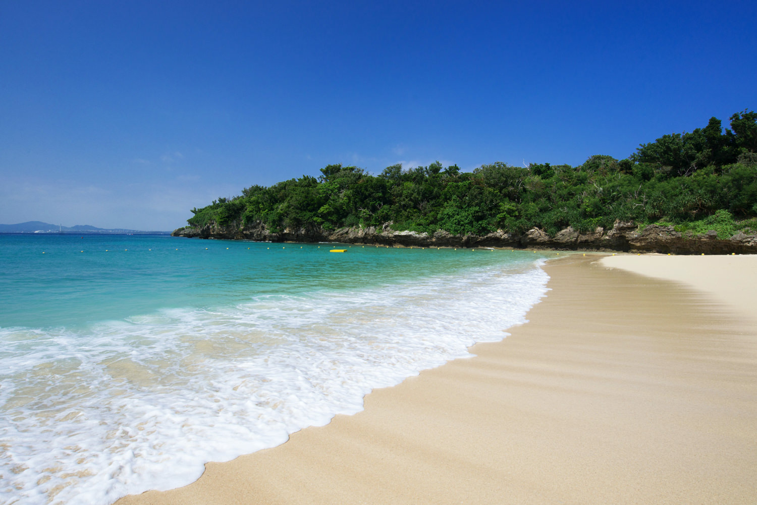 伊計ビーチ｜おきなわLikes 〜県民と旅行者のための沖縄お出かけ情報サイト〜