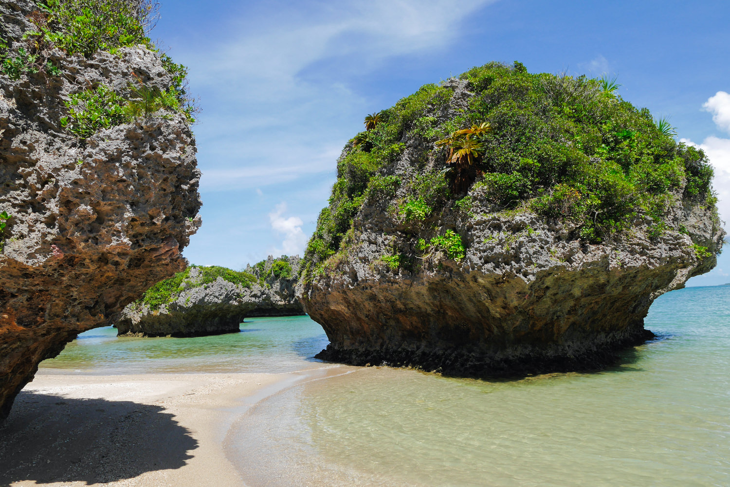 浜比嘉ビーチ おきなわlikes 県民と旅行者のための沖縄お出かけ情報サイト