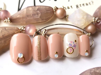 ネイルサロン Bless沖縄名護店 おきなわlikes 県民と旅行者のための沖縄お出かけ情報サイト