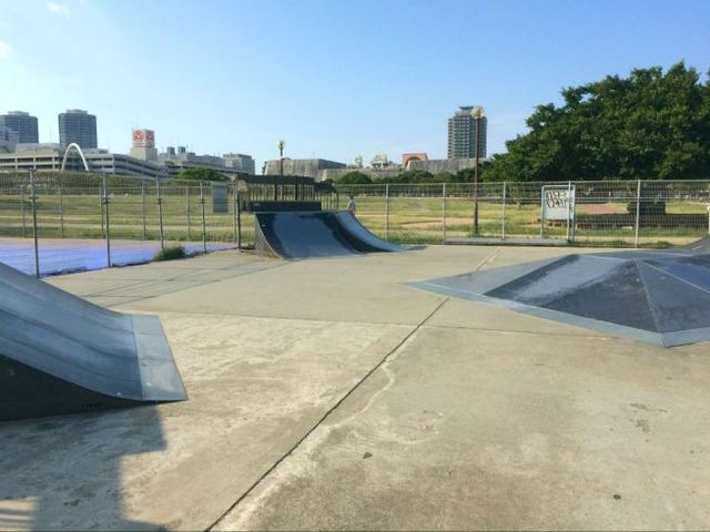 子供も遊べるスケートパーク