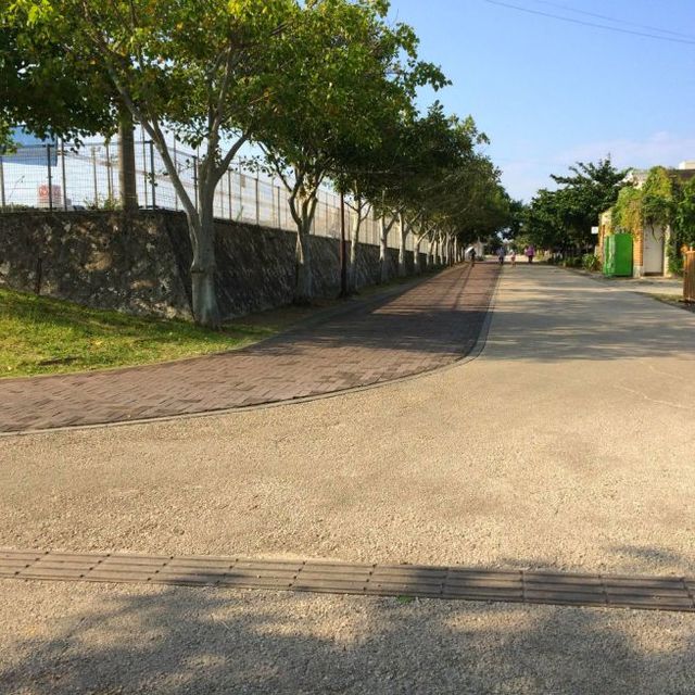 公園の周りを走れます