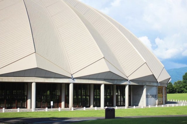 やまびこドーム