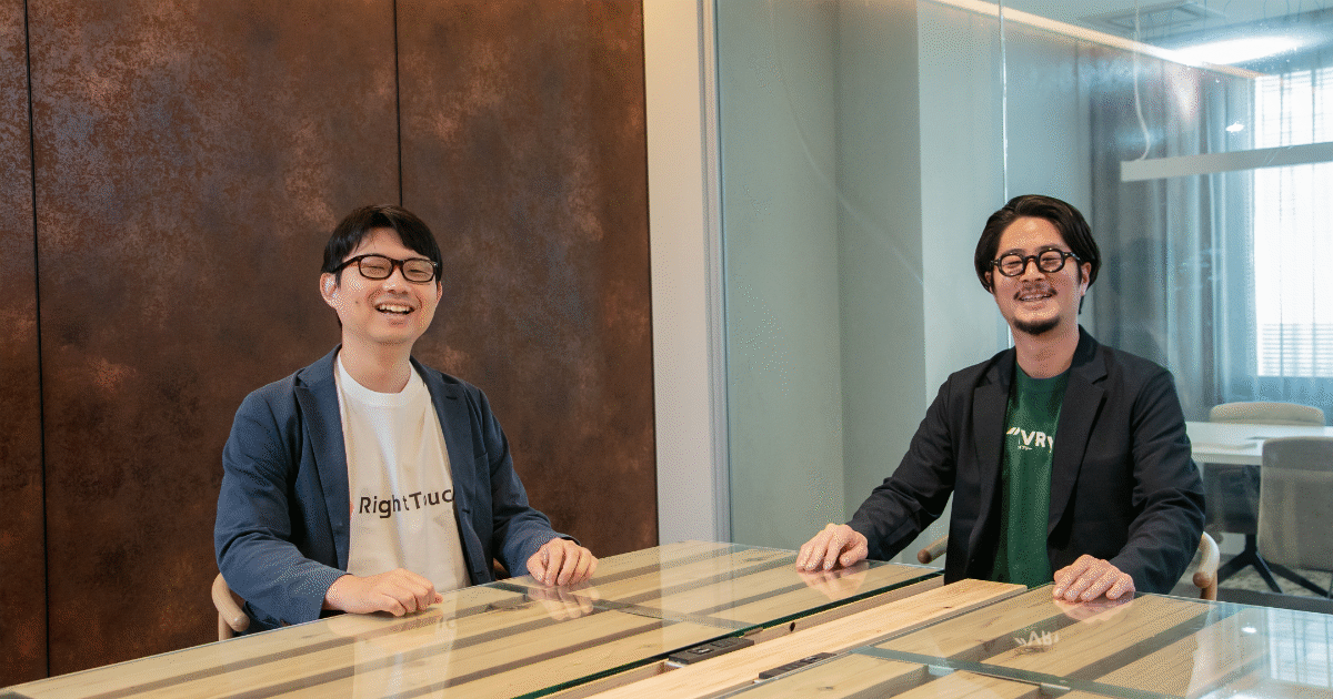 このSaaSは、AIで死ぬのか？強くなるのか？RightTouch長崎×IVRy奥西、エンプラ向けで伸び続けるプロダクト戦略論 | FastGrow