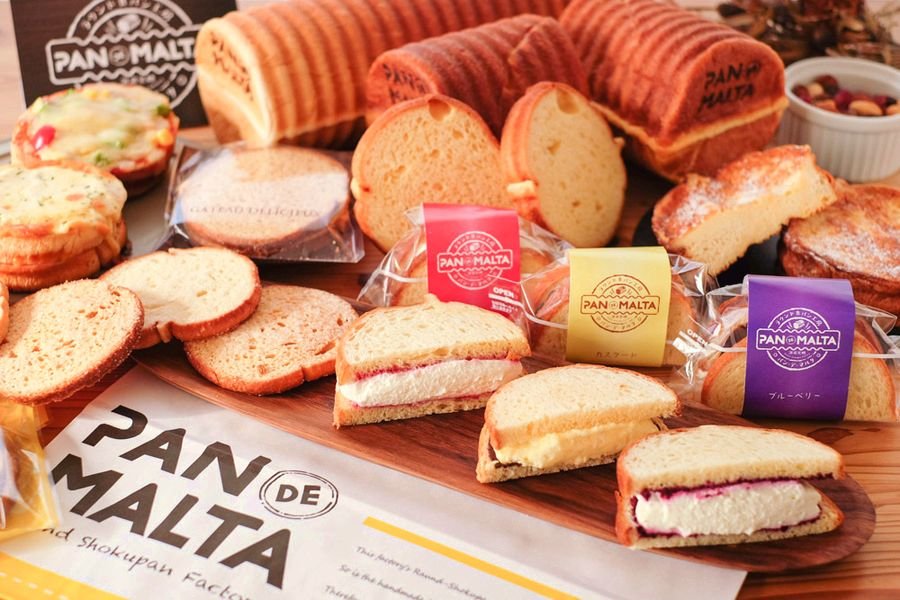 丸くて耳のない、卵とバターの濃厚食パン。神奈川県小田原市の…