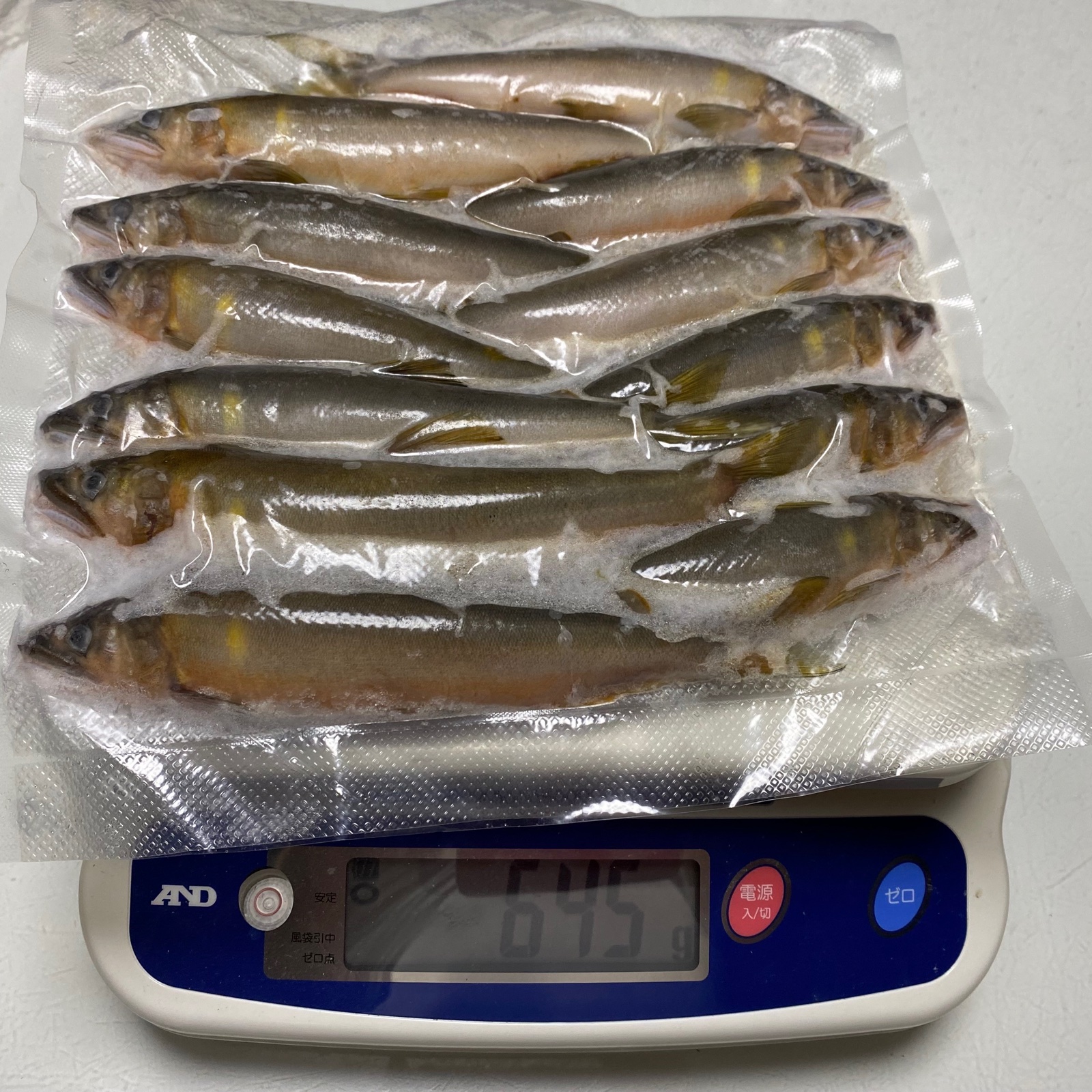 ［ 天然鮎 和歌山熊野川］新物 鮎 28匹セット 天然あゆ 16㎝～18㎝ 1，080ｇ 水質日本一常連の清流 高津川 天然あゆ 500g天然鮎 500g 魚貝類 魚