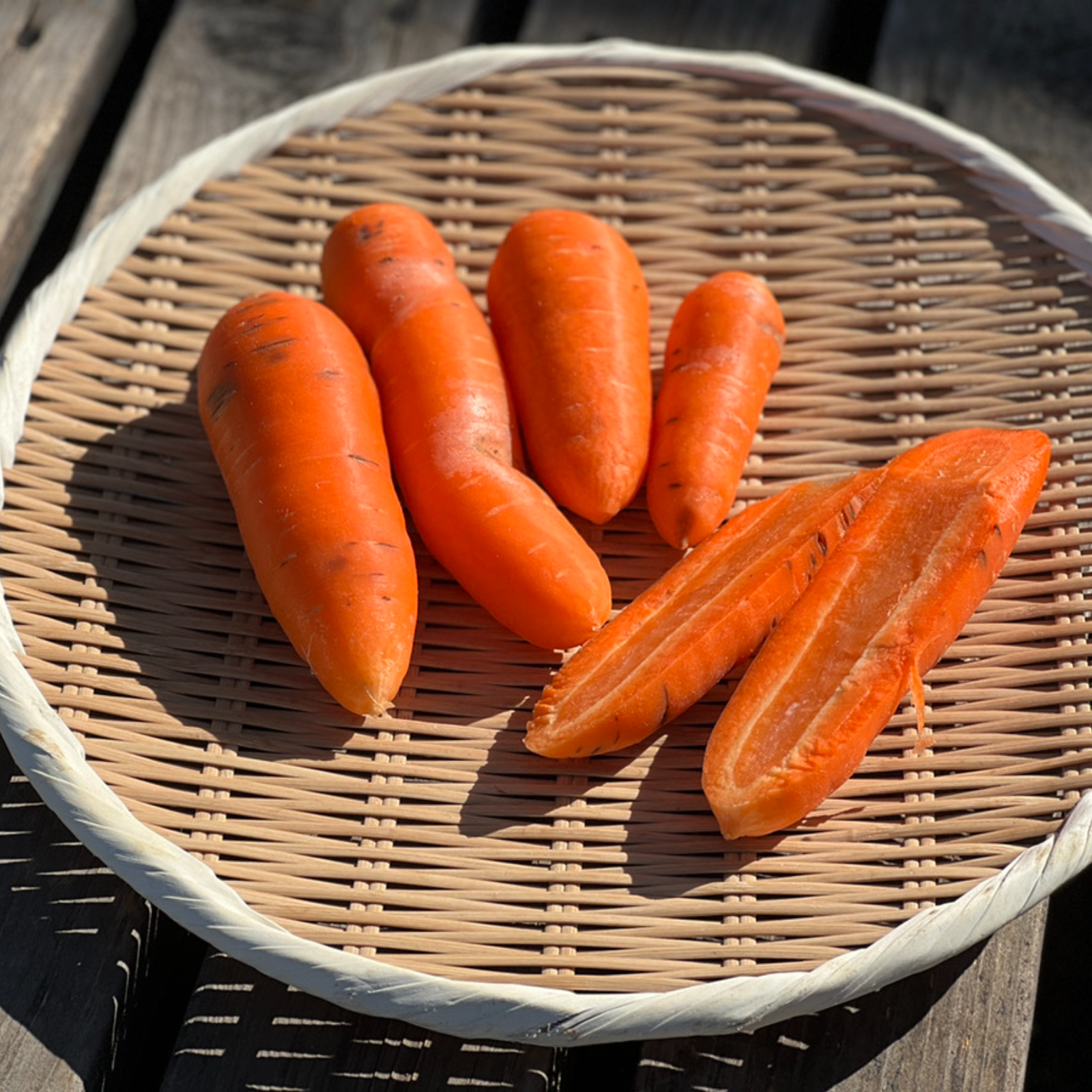 B品】完熟にんじん《9kg》 表面に黒ずみあり | 野菜/人参 産直アウル