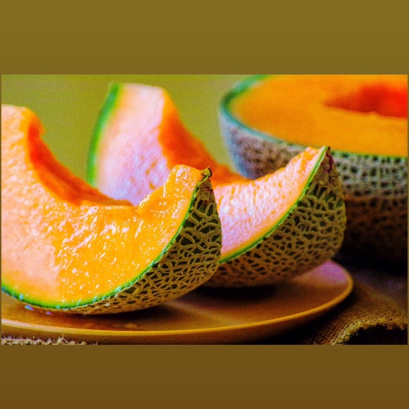 2023年最後❗️❗️富良野メロン【赤肉】化粧箱と品種おまかせ1.8kg〜2