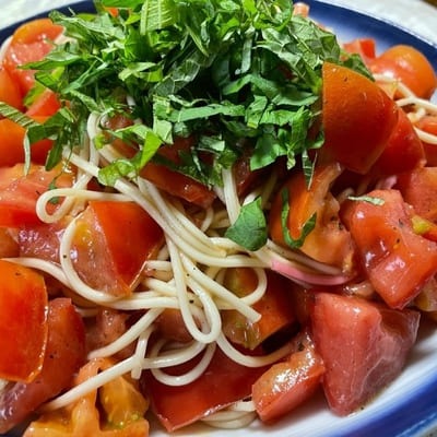 トマト好きが思わず唸る】ギリギリまで完熟させた濃厚大玉の潮風