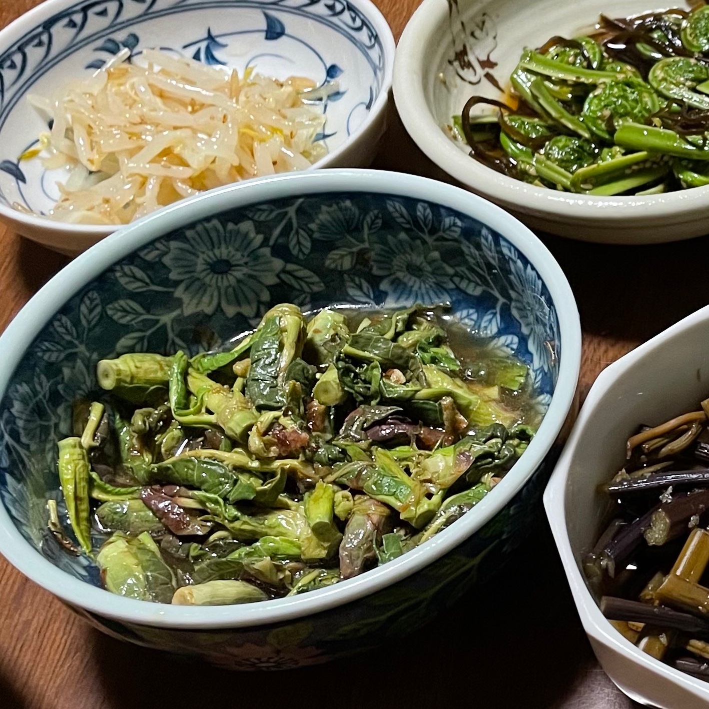 イタドリの新芽 サシボ 他に店主お任せ山菜少量セット ｜ 野菜/山菜 