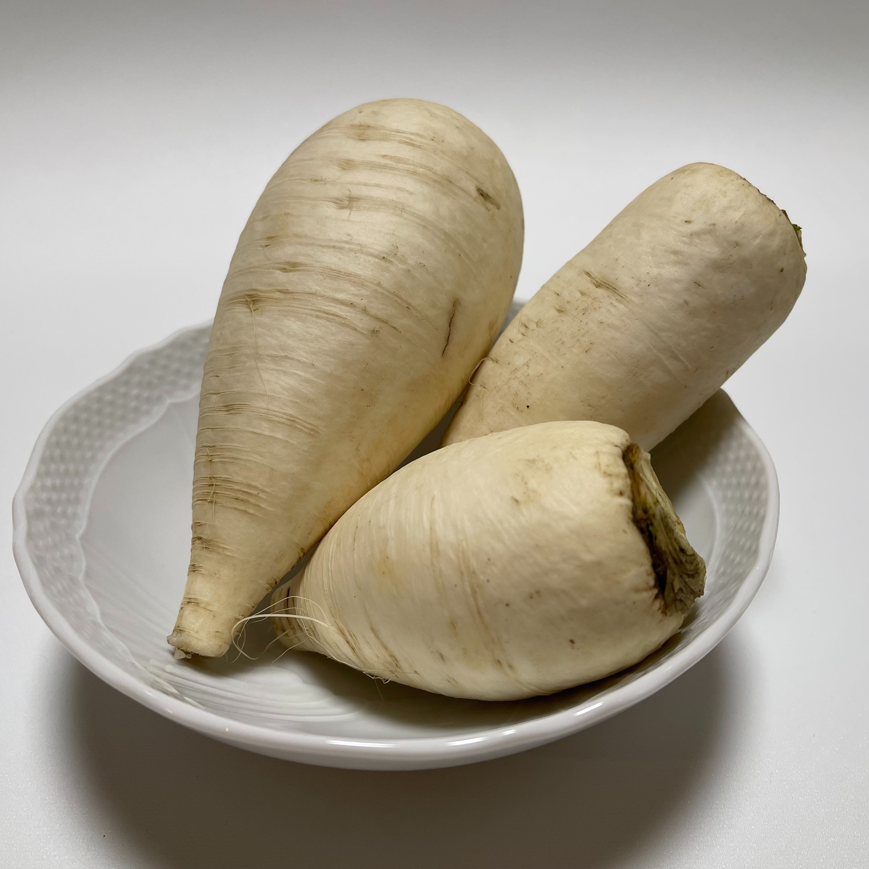 おろしそばに最適! 福井県産 辛味大根(品種名:からいね) 400~600g