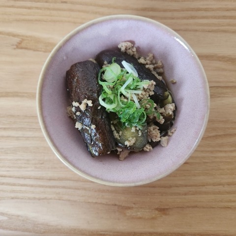 熊本県産 特大長ナス×10本 秀品 ｜ 野菜/茄子 産直アウル 農家・漁師