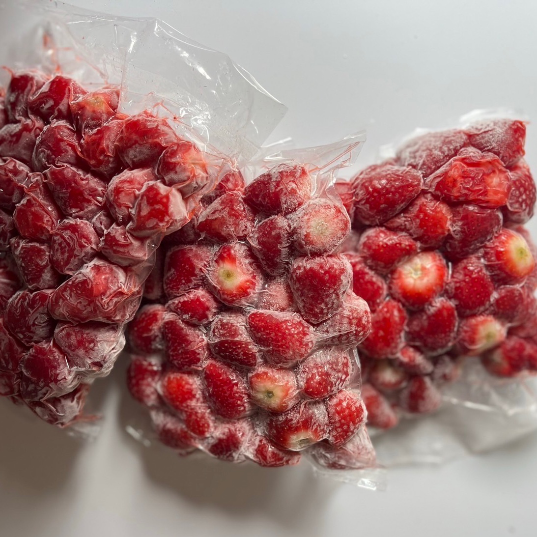 冷凍いちご 【古都華】10㎏⭐︎⭐︎⭐︎ 厳選大ちゃんの冷凍いちご(古都華)10kg | 果物/いちご 産直アウル 農家