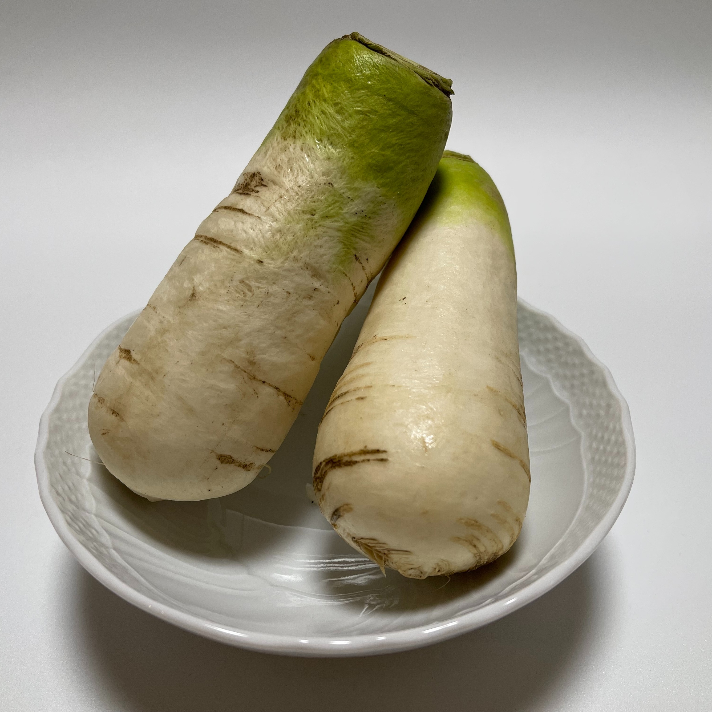 おろしそばに最適! 福井県産 辛味大根(品種名:ねずみ大根) 400~600g