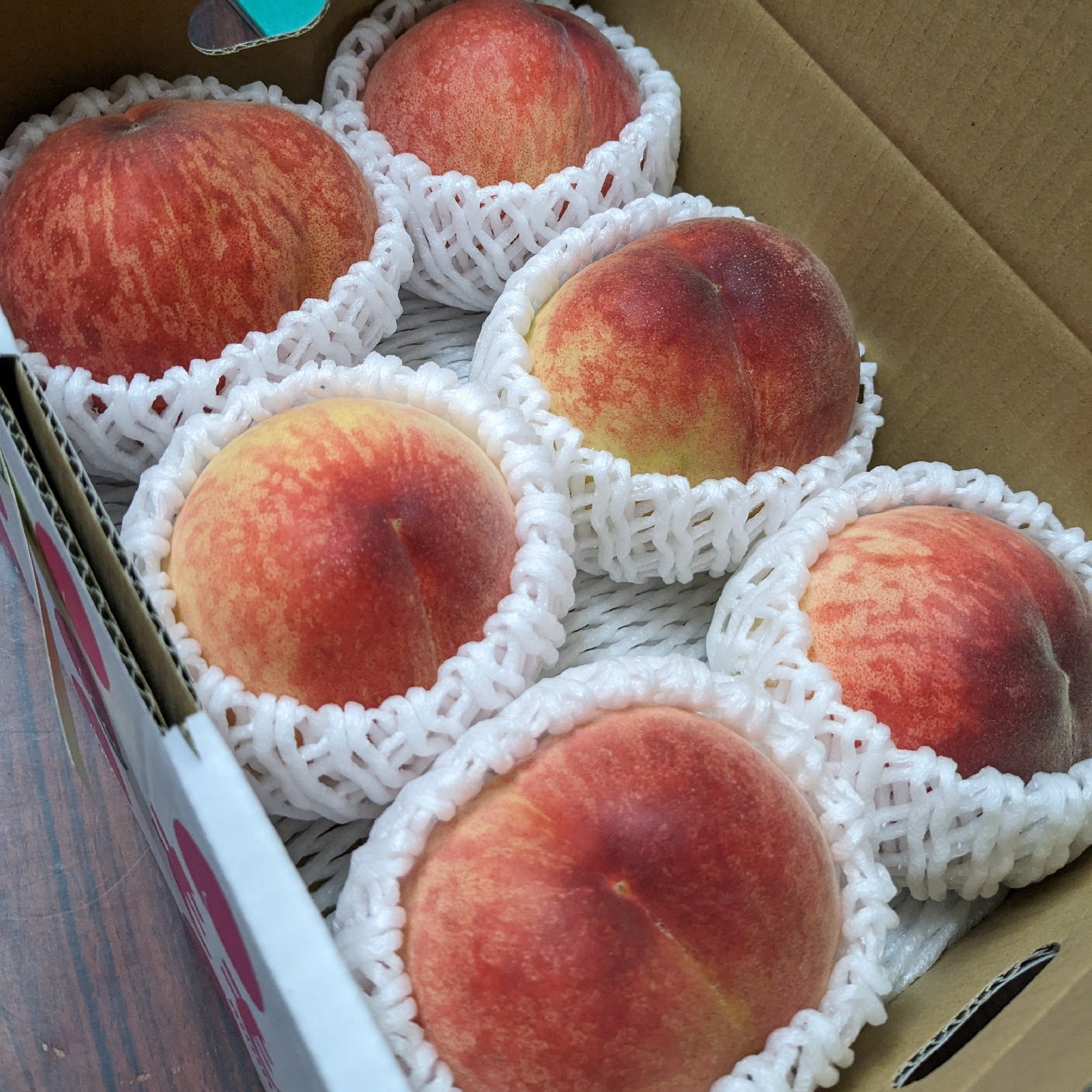 桃 おまかせBox ｜ 果物/もも 産直アウル 農家・漁師など生産者から