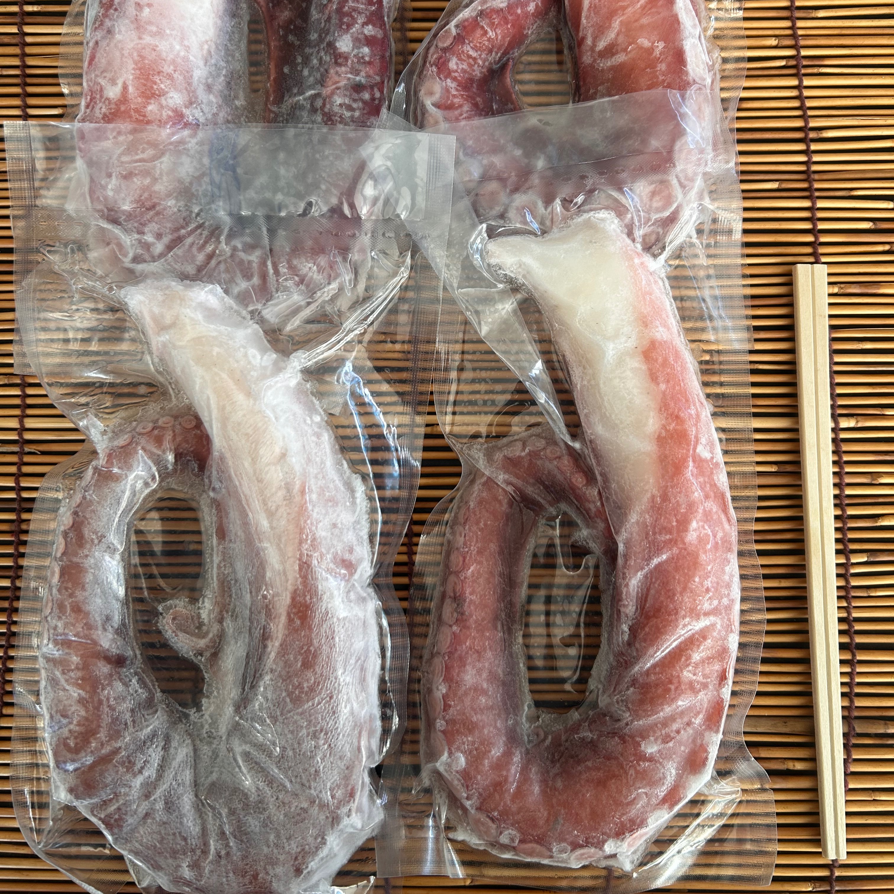 訳あり品】北海道白老産 ぽんたこ1本！ | 魚介類/タコ 産直アウル 農家