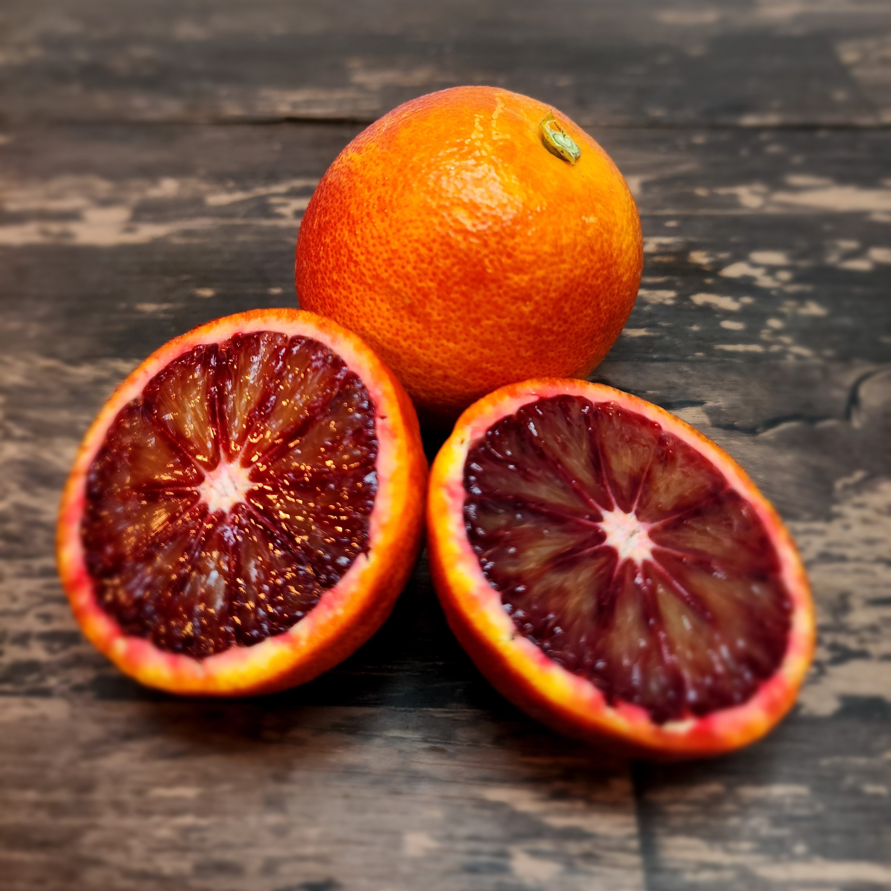 箱込約2キロ ブラッドオレンジモロ 味の濃さと赤さが自慢です。 | 果物