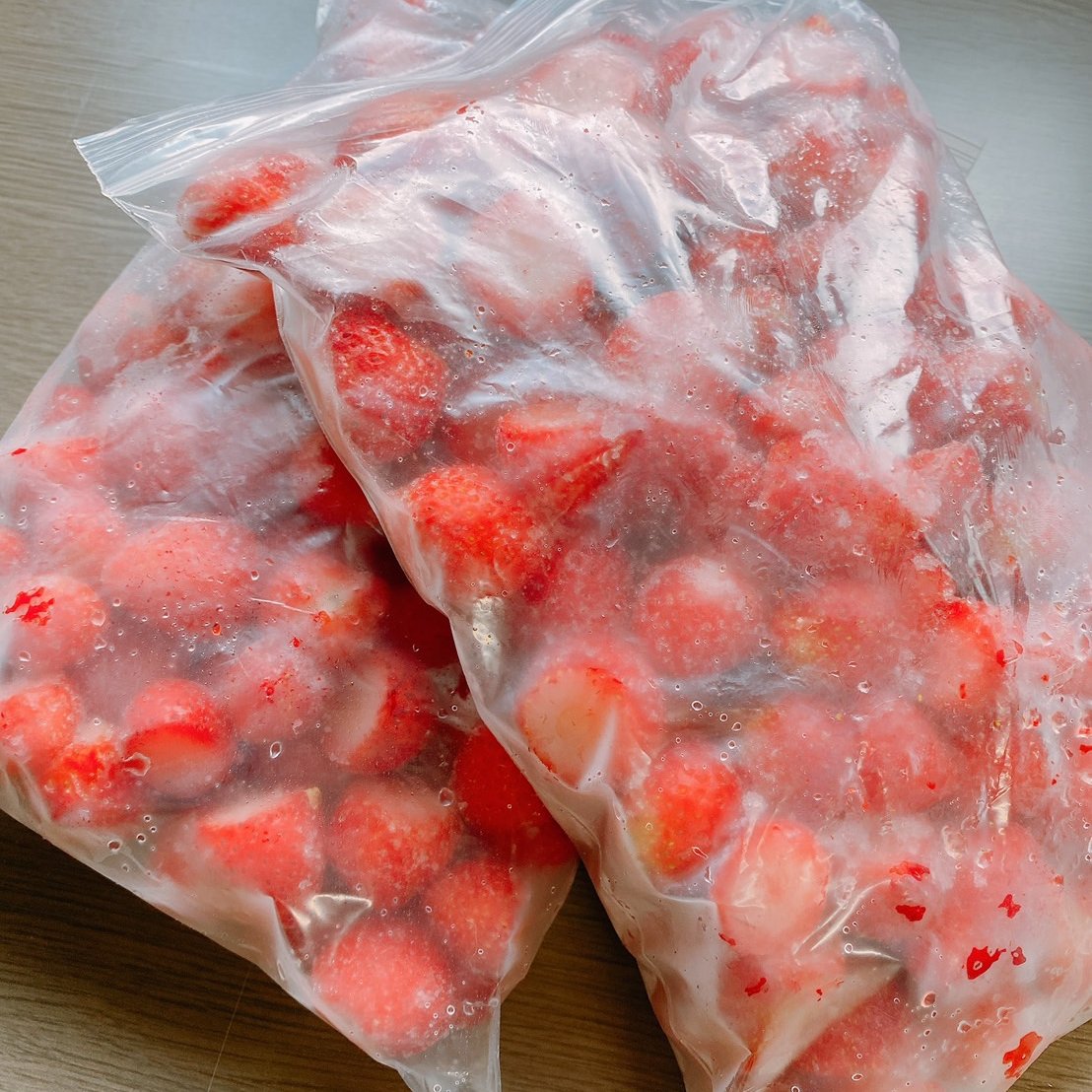 冷凍いちご3kgセット | 果物/いちご 産直アウル 農家から直接野菜などの食材を購入できる産地直送の宅配通販サイト 冷凍いちご3kgセット | 果物/いちご 産直アウル 農家から直接野菜などの食材を購入できる産地直送の宅配通販サイト