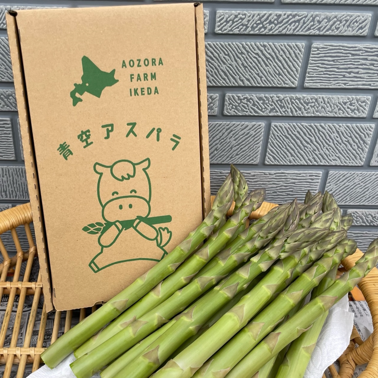 淡く美しい夏の青空アスパラ L～2Lサイズ(2kg) ｜ 野菜/アスパラ