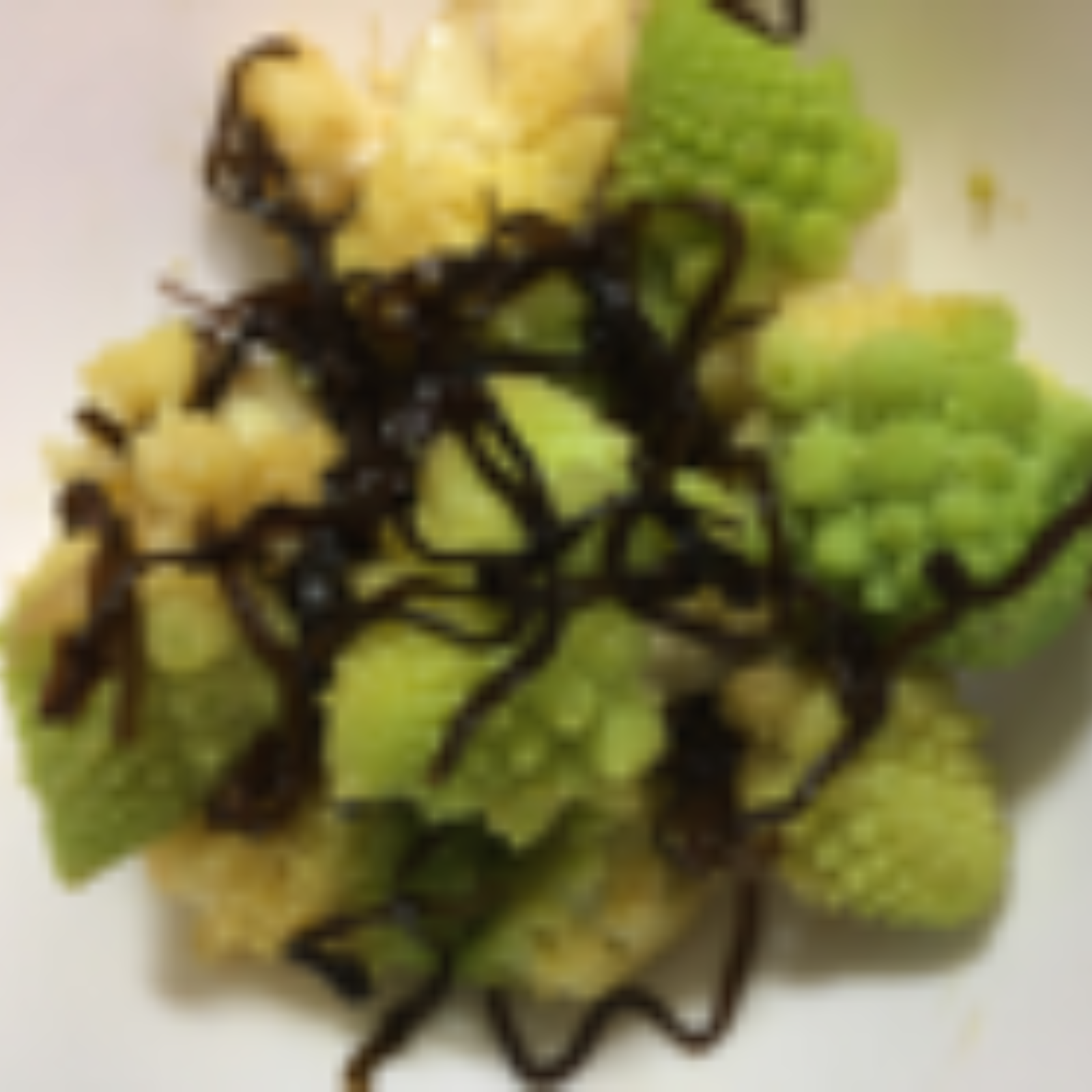 みどりさん10キロこ 発送2つ2つ ロマネスコ 2個 ｜ 野菜/ブロッコリー 産直アウル 農家・漁師など生産
