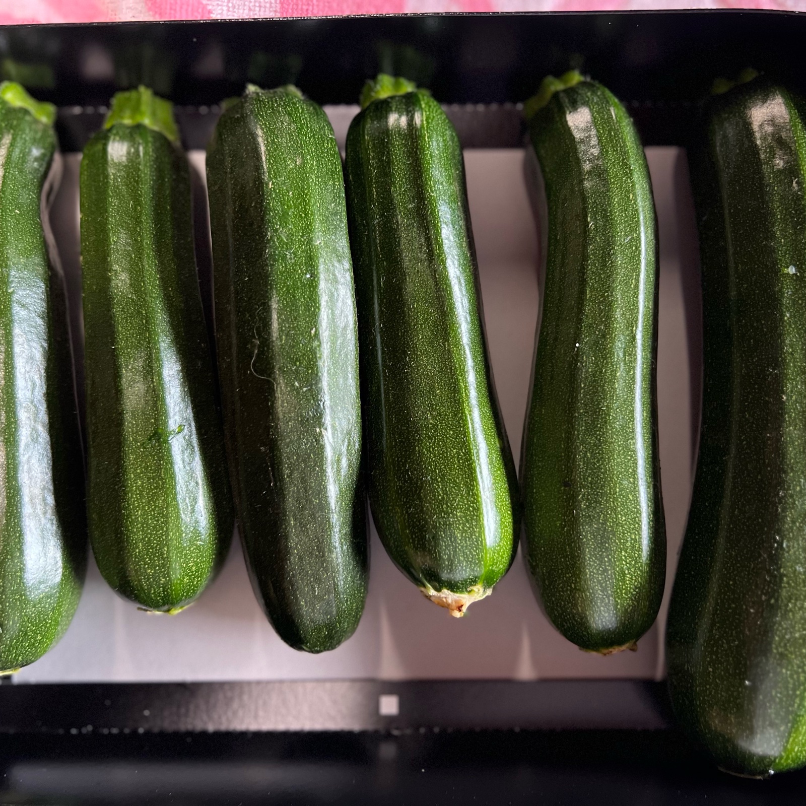 群馬県東吾妻町産【訳あり】ズッキーニ 1kg ｜ 野菜/ズッキーニ 産直