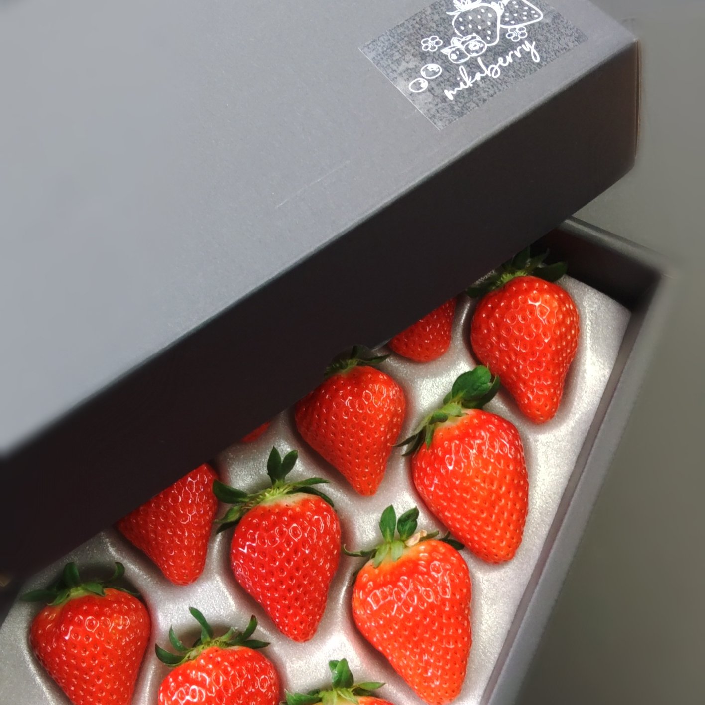 mikaberryのいちごBOX | 果物/いちご 産直アウル 農家から直接野菜など
