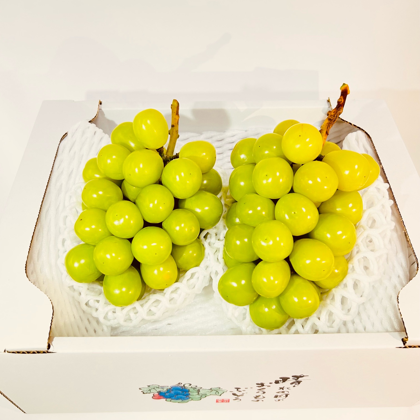 黄色シャインマスカット（粒5キロあ以上） あま甘😋幸せの黄色い完熟シャインマスカット2房！ ｜ 果物/ぶどう