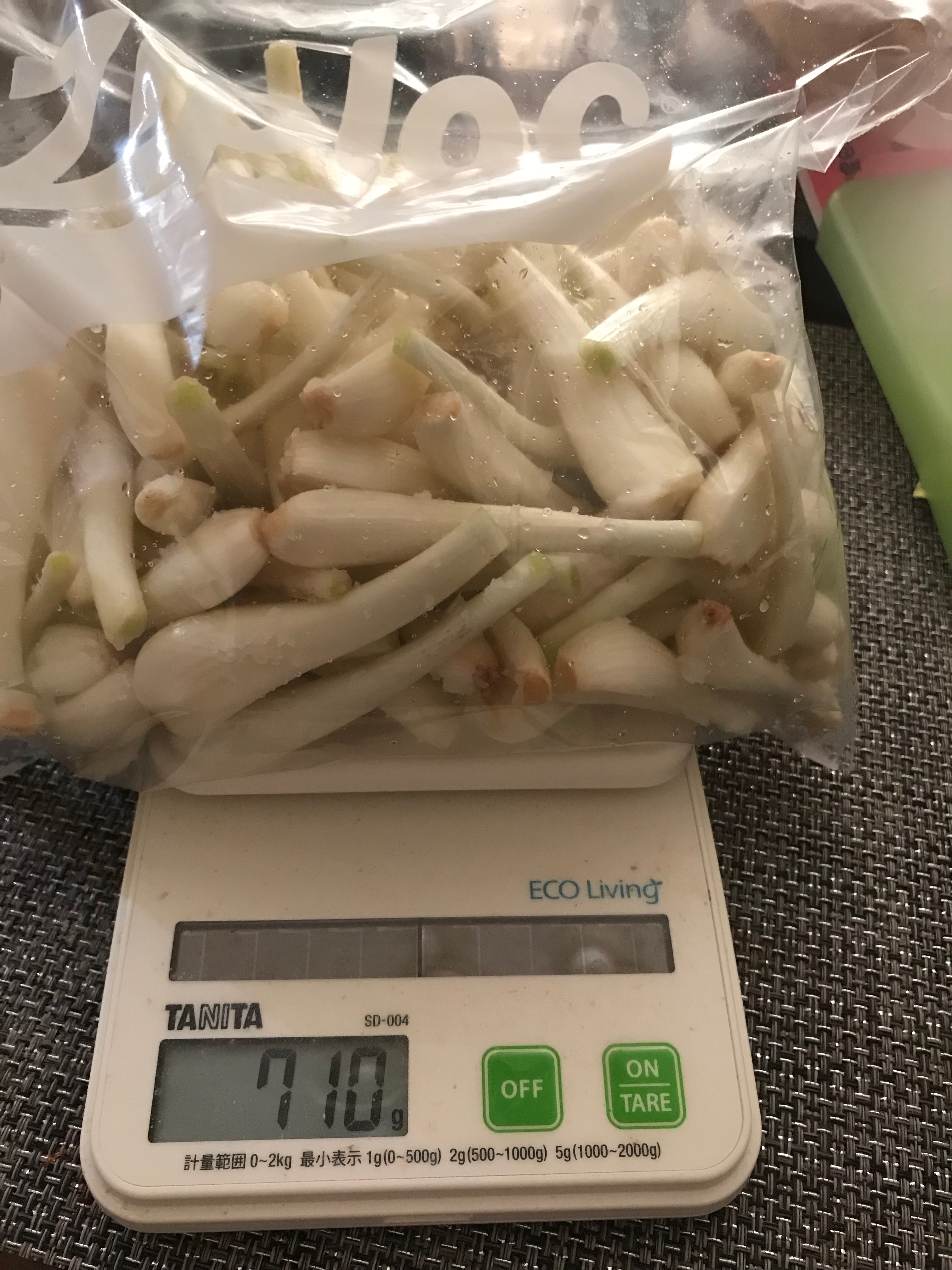 伊江島産 土・皮付き分結してきた島らっきょう送料込み ｜ 野菜/その他