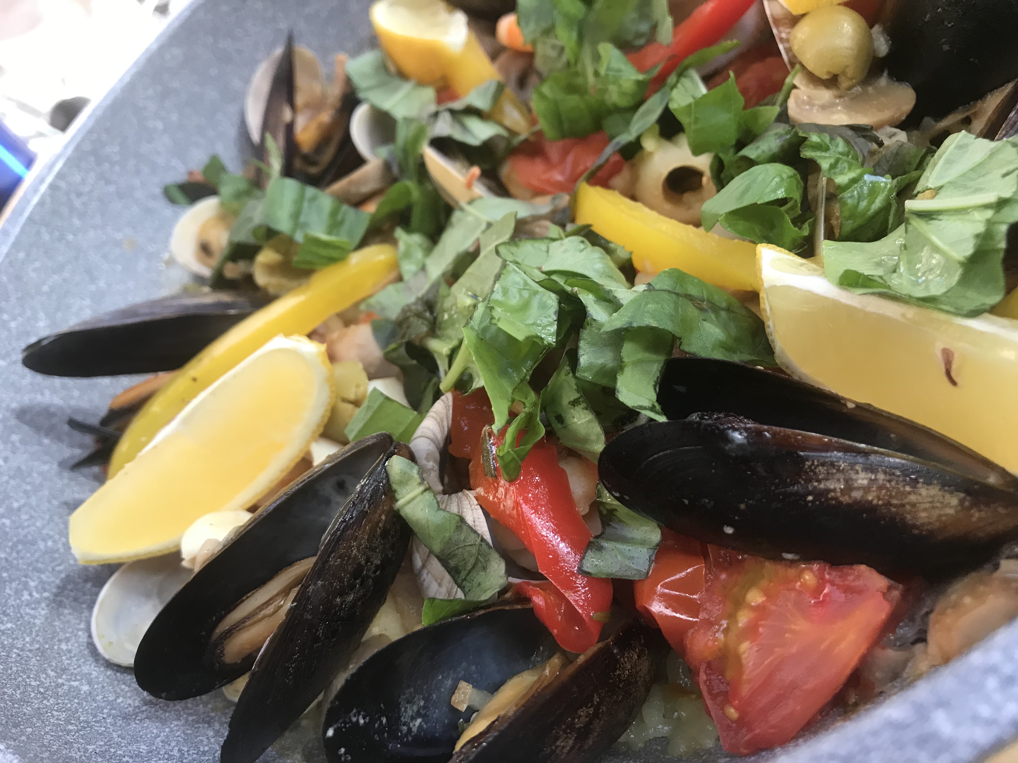 フレッシュスイートバジル2kg フレッシュ！沖縄県産 スイートバジル【2kg】 | 野菜/ハーブ 産直