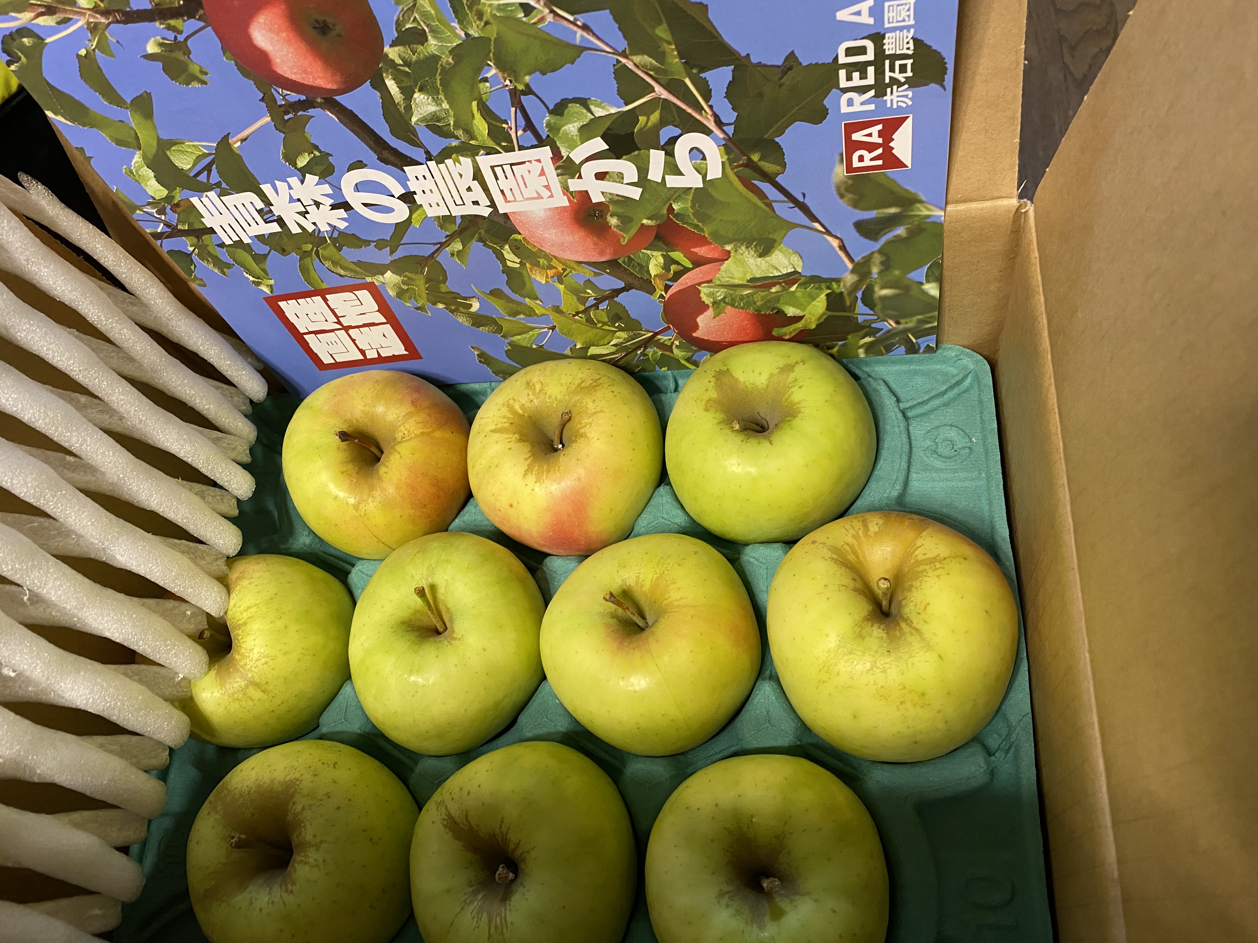完売】ぐんま名月 2.5kg（6〜12玉） ｜ 果物/りんご 産直アウル 農家