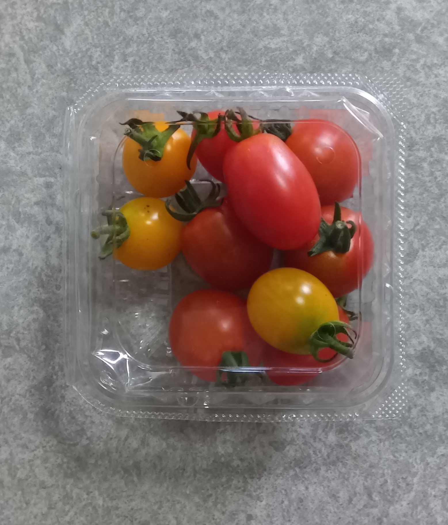 ミニトマト15個入りパック | 野菜/トマト 産直アウル 農家から