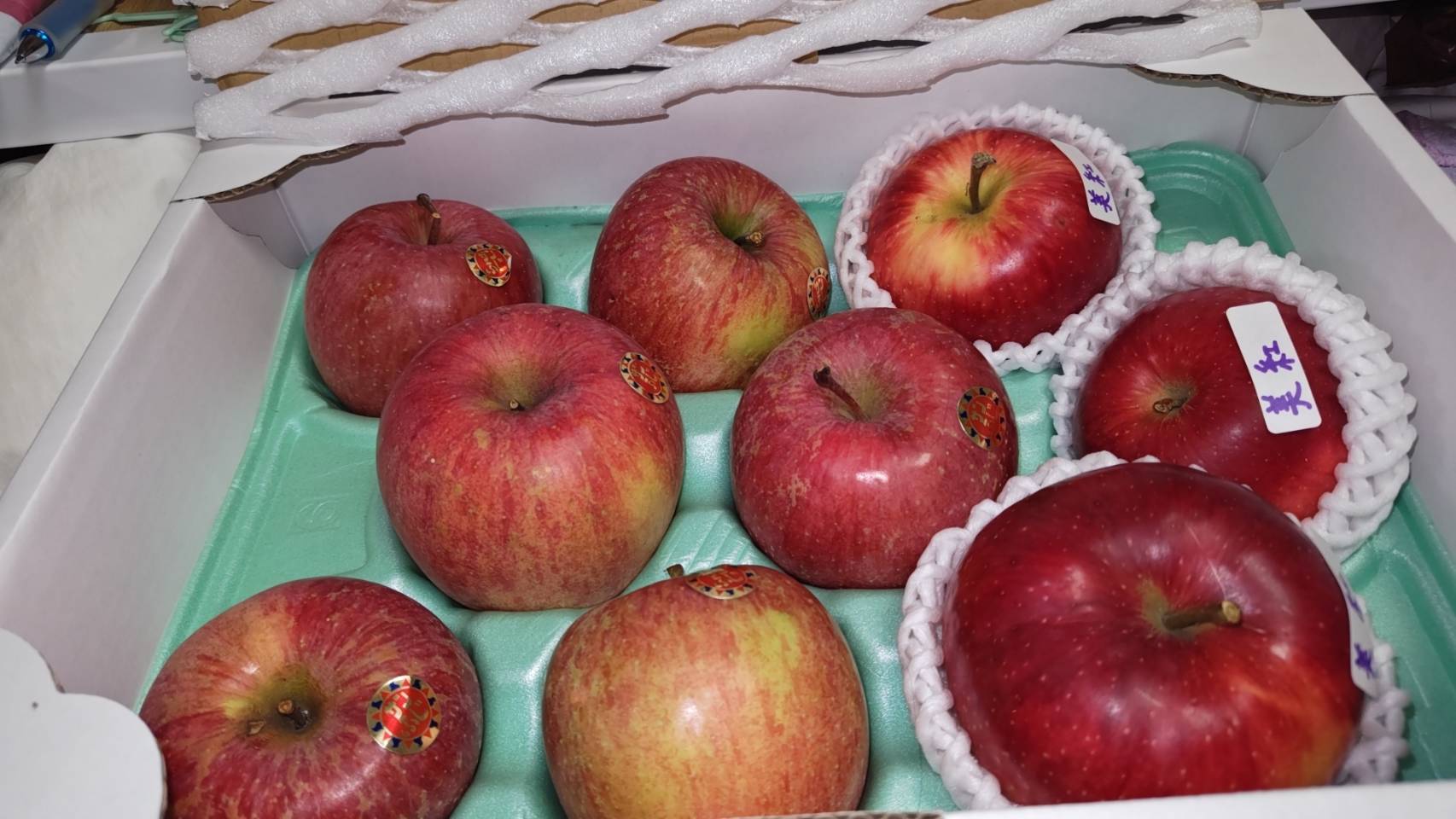 ◽️特大箱◽️ 幻の林檎　高徳　希少りんご　青森県産　クロネコ便幻の林檎 12/19発送 ◇特大箱◇ 幻の林檎 高徳 希少りんご 青森県産 クロネコ便