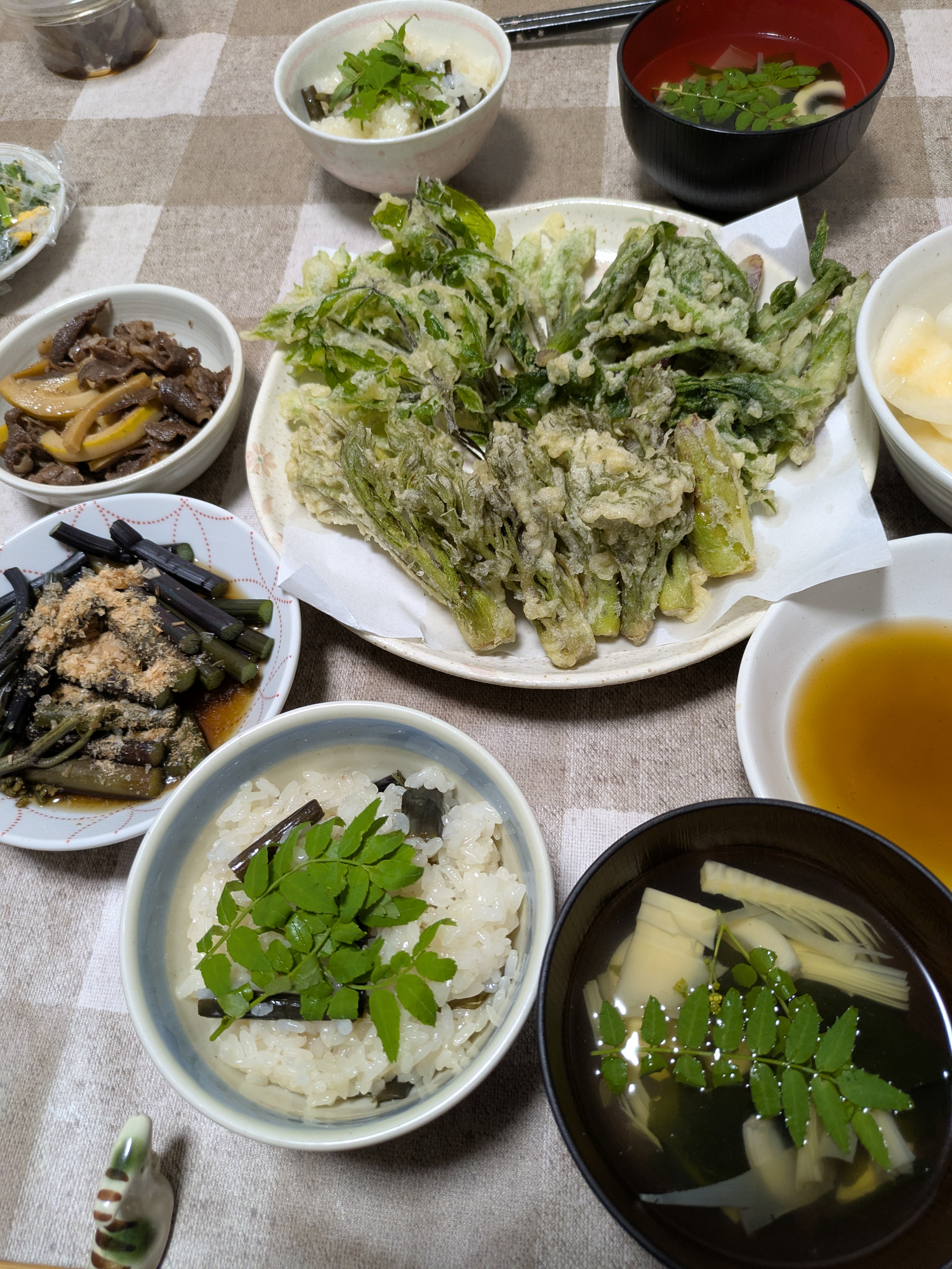 飲食店様用 ラージサイズタラの芽 2キロ ｜ 野菜/山菜 産直アウル 農家