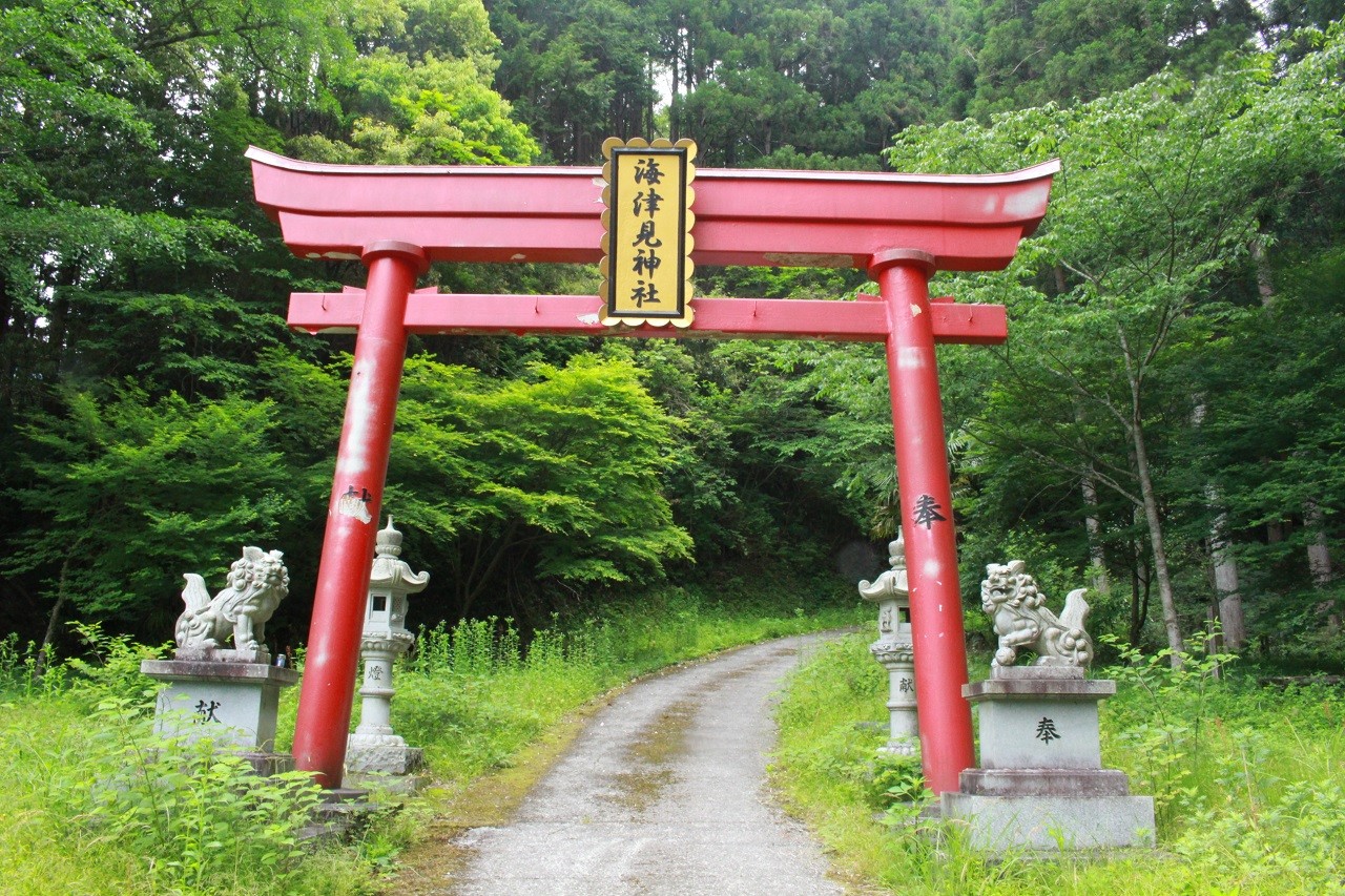 海津 見 神社