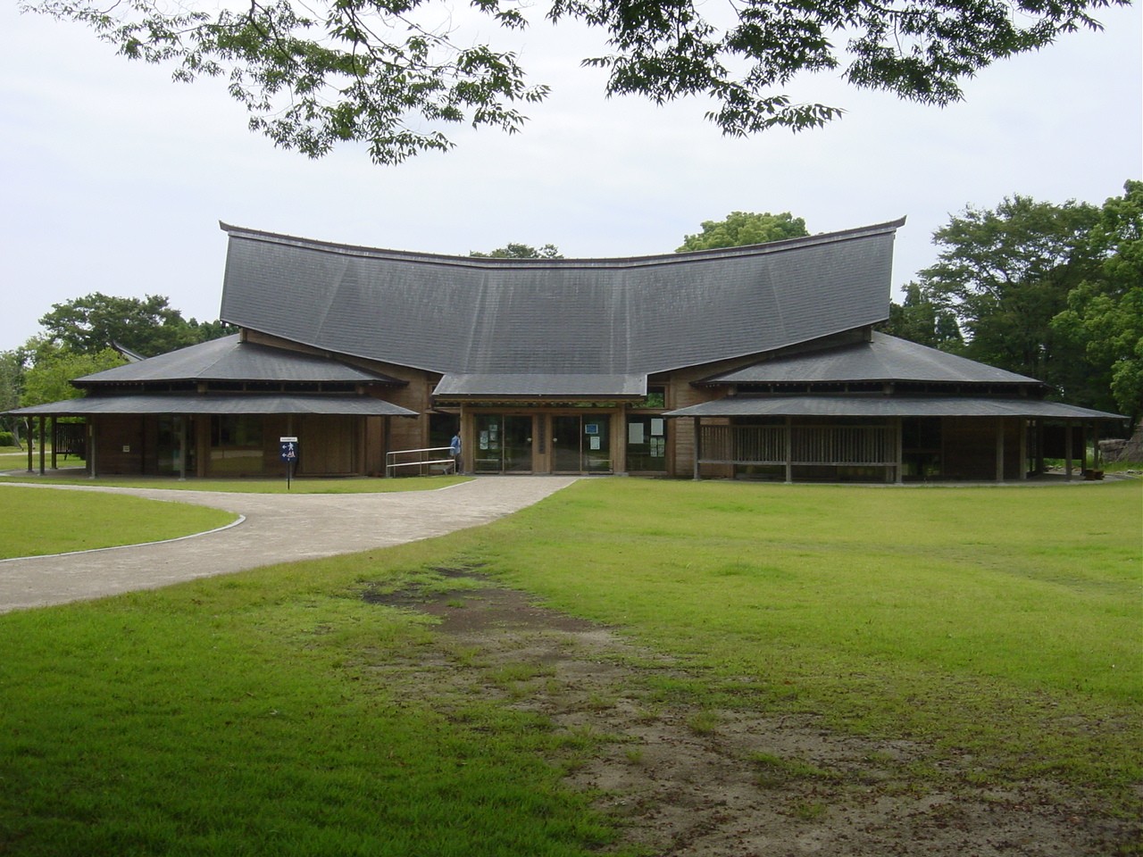 宮崎県立西都原考古博物館 - Guidoor