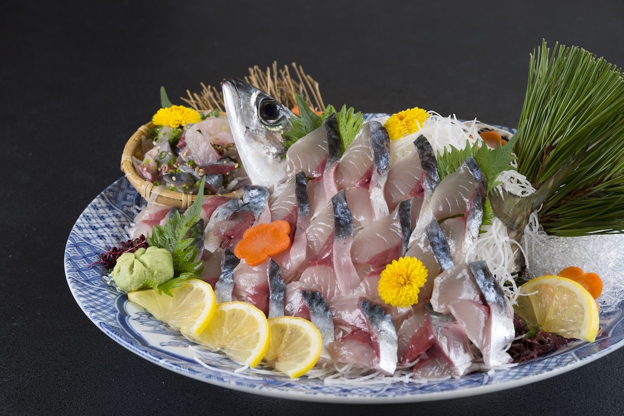 新鮮な唐津Qサバを使ったお刺身