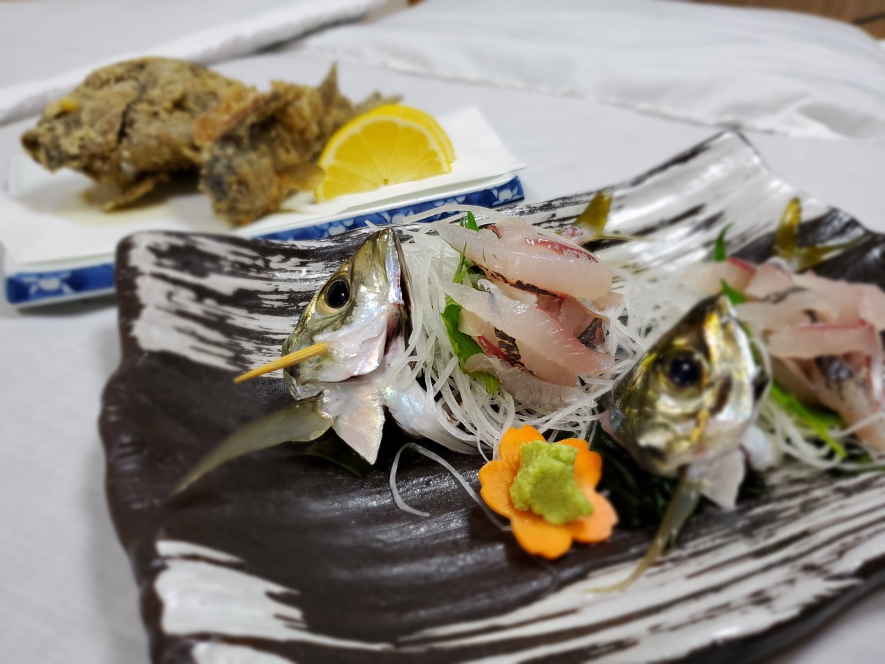 港旅館「筑前屋」 釣った魚を夕食で調理してお刺身などに
