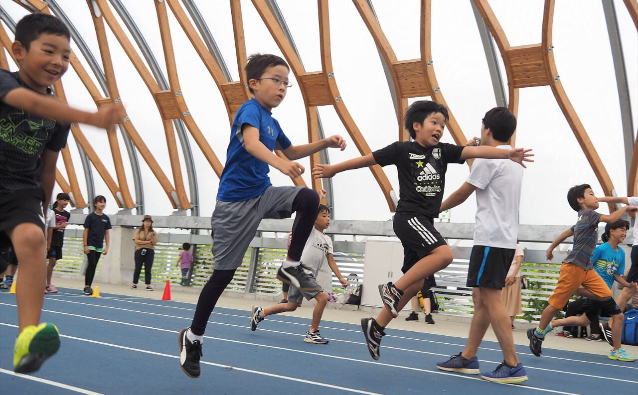 かけっこはスタートダッシュが命 タイミング フォームを徹底解説