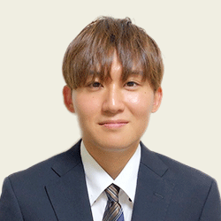 中尾睦希