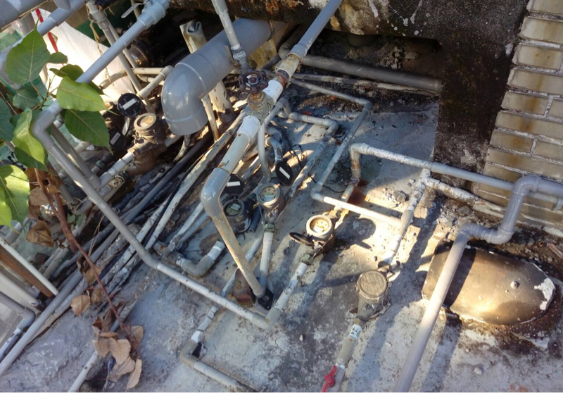 呈信水電 - 水塔。水錶更新-更新中