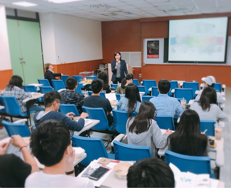 人資/職涯顧問Peggy  - 