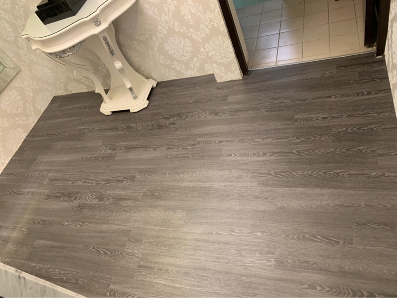 鴻成地板·地毯·窗簾·壁紙·輕鋼架·專業施工團隊 - 塑膠地板 鴻成地板·地毯·窗簾·壁紙·輕鋼架·專業施工團隊 - 塑膠地板