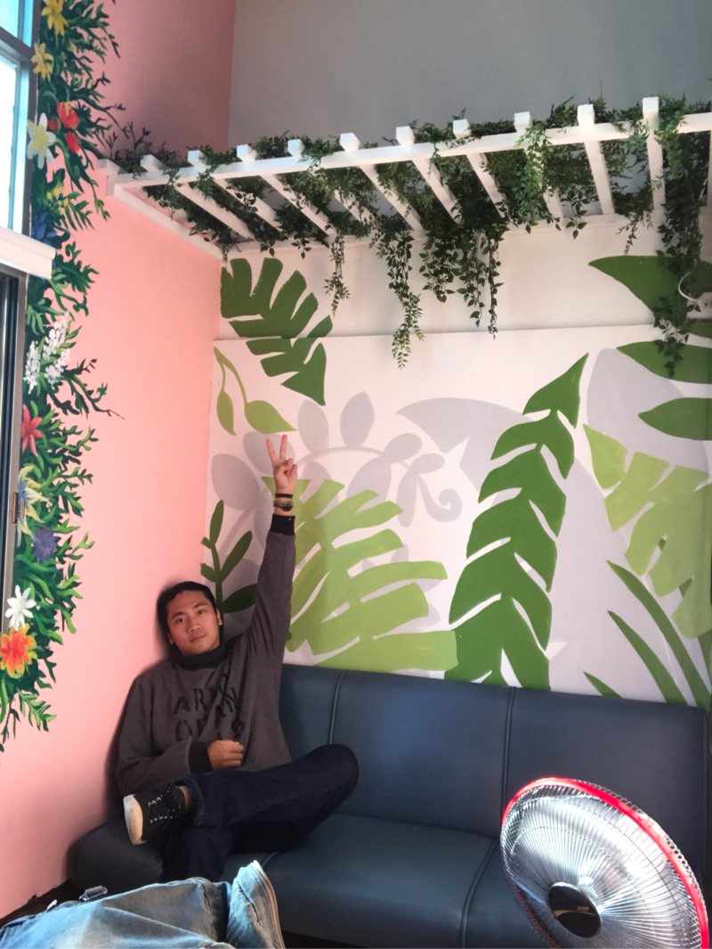 廖晨淵 - 跟國小的朋友把永和市公所哺乳室美化的一次作業，市公所的職員媽媽們都非常開心呢！