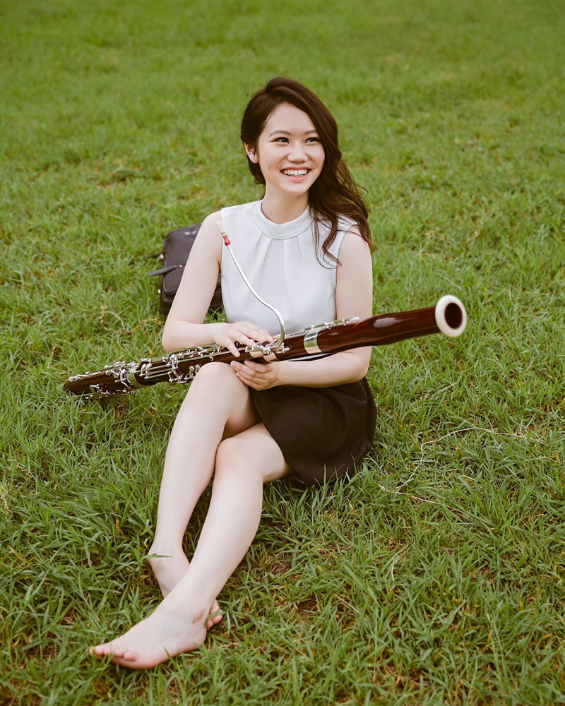 Alice&rsquo;s studio  - 低音管演奏：藉由甜美的低音管女孩Kate演奏您將聽見不一樣渾厚的聲音出現在音樂裡。