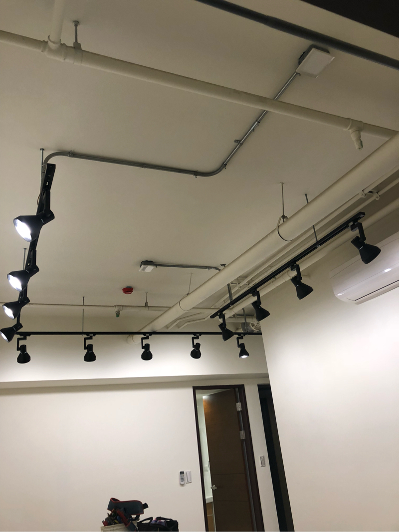 劉柏陞 - 軌道燈安裝