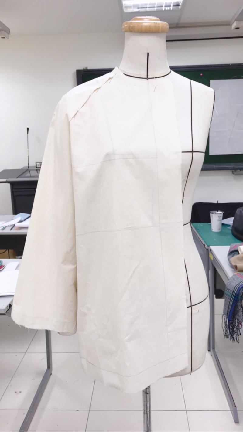 摸兒服裝工作室 - 