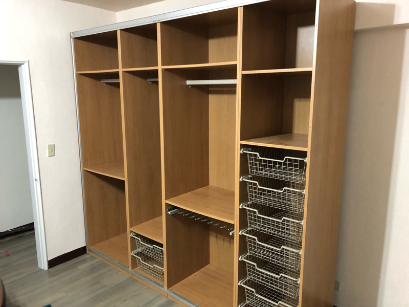 佳鑫工作室 - 組裝舊型ikea衣櫥已絕版 臉書搜尋 佳鑫工作室
