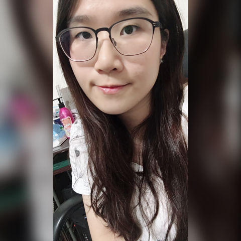 提供兼差服務的專家J