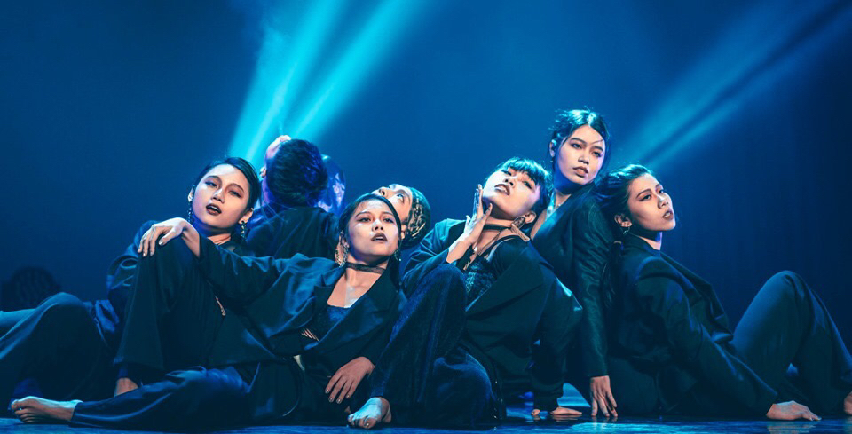 提供跳舞台北服務的專家Hsien Pei